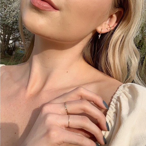 14k YG Stacking Band - Picture 2 of 2